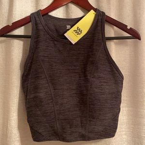 Gray Workout Crop with built in sports bra 🏃🏻‍♀️